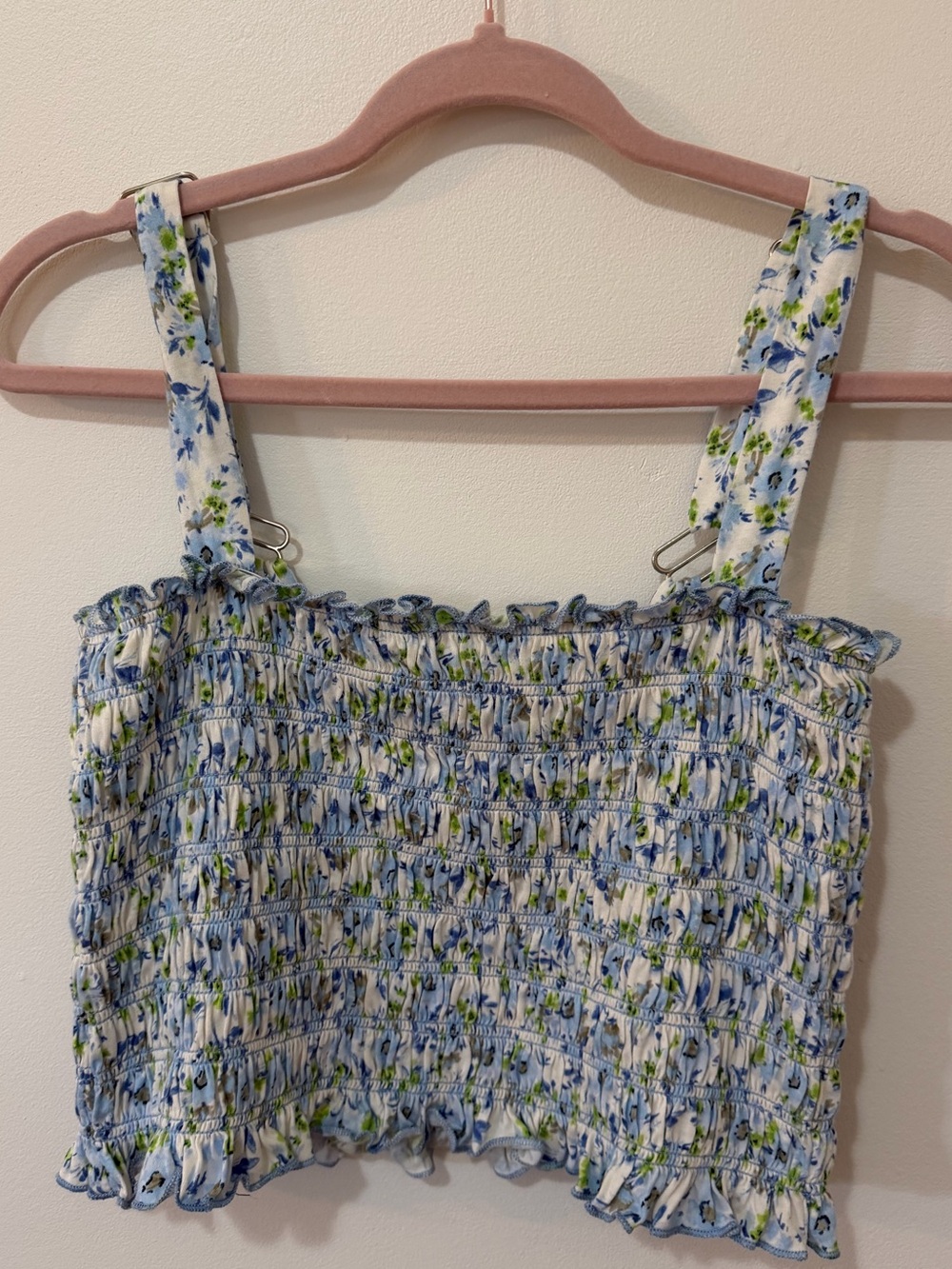 Forever 21 Blue and White Smocked Floral Crop Tank Top Size Large